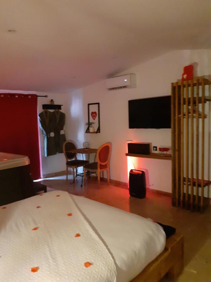 La Chambre Des Songes Saze  Eksteriør bilde